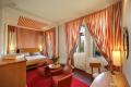 Riverside Hotel